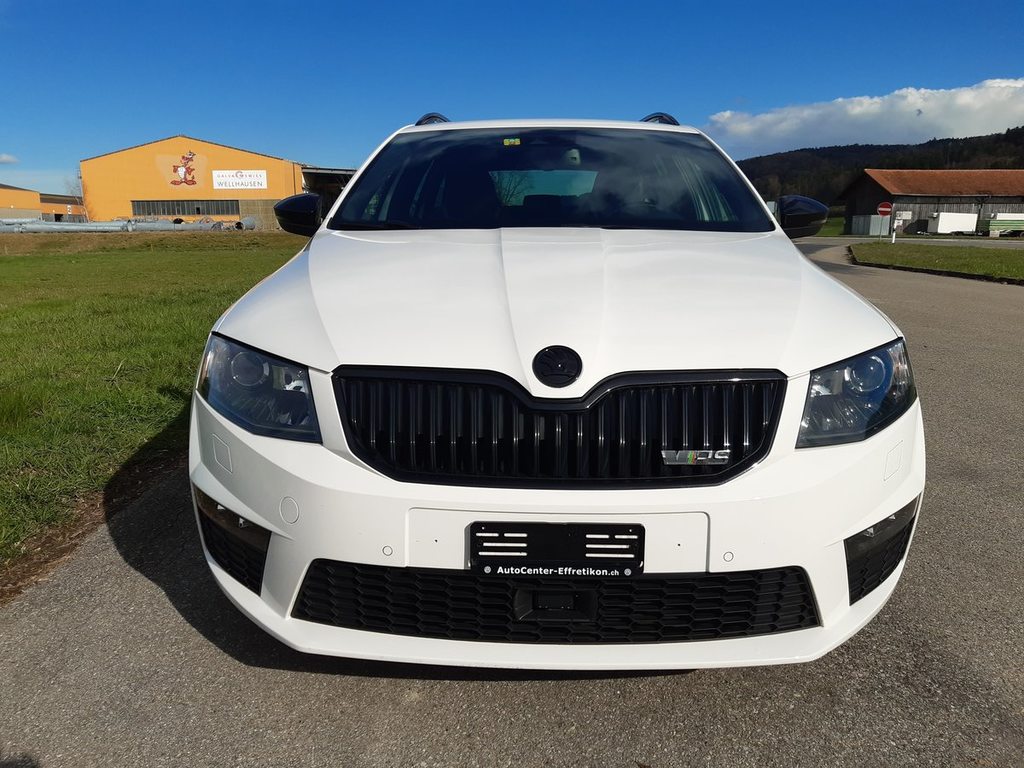 SKODA Octavia Combi 2.0 TDI RS DSG gebraucht für CHF 15'893,