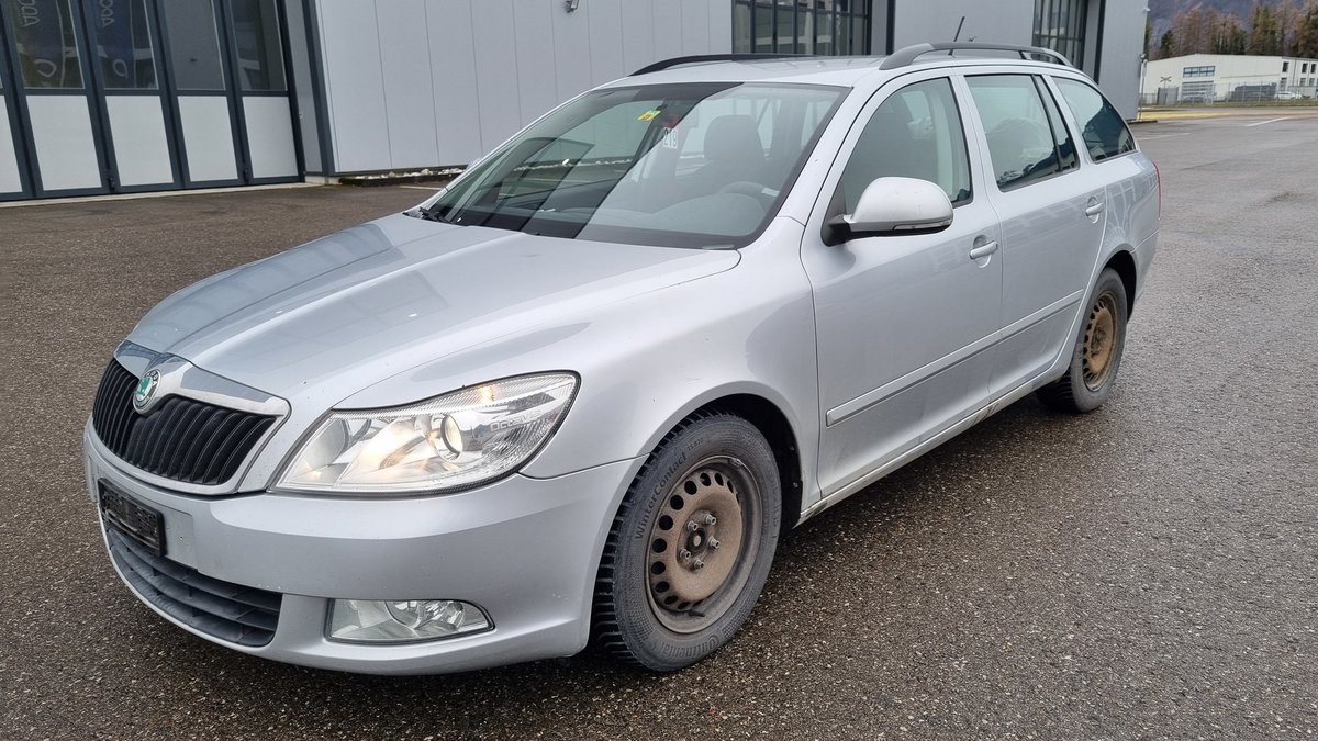 SKODA Octavia Combi 2.0 TDI Arosa gebraucht für CHF 4'100,