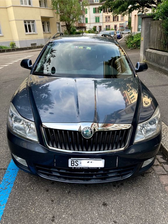 SKODA Octavia Combi 1.8 T