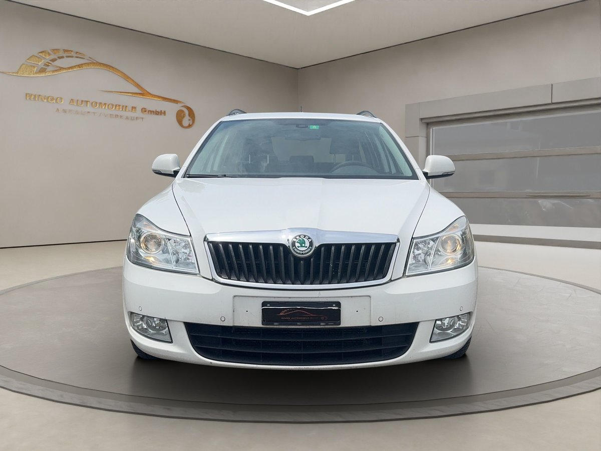 SKODA Octavia Combi 2.0 TDI Elegan gebraucht für CHF 4'599,