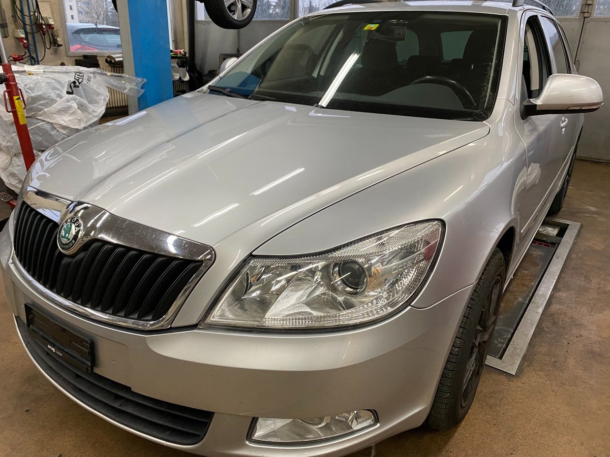 SKODA Octavia Combi 1.8 TSI Family gebraucht für CHF 3'900,