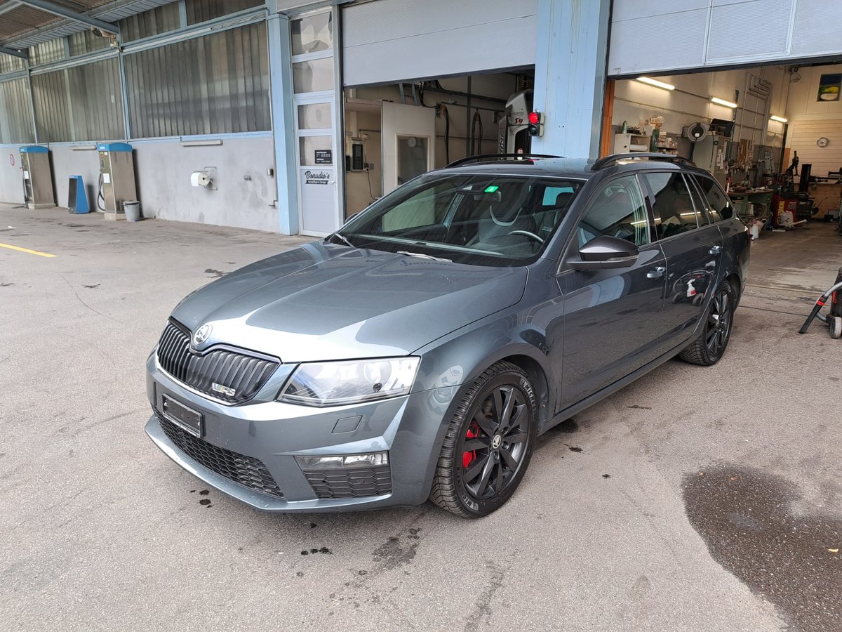 SKODA Octavia Combi 2.0 TDI RS 4x4 gebraucht für CHF 12'500,