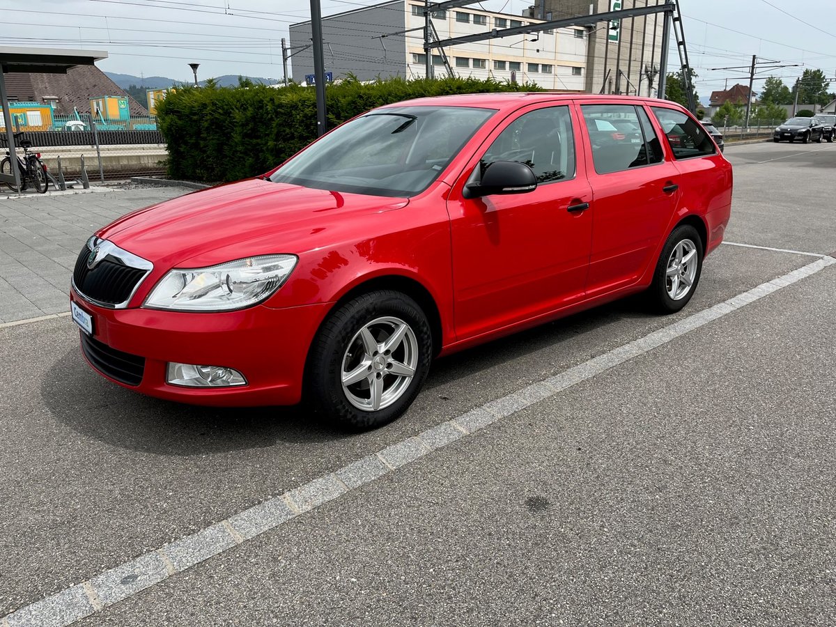 SKODA Octavia Combi 1.4 TSI Active gebraucht für CHF 11'500,