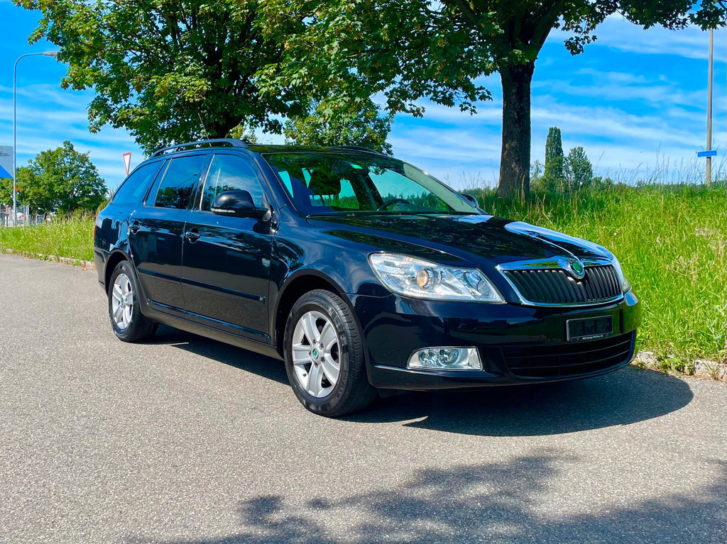 SKODA Octavia Combi 1.8 T