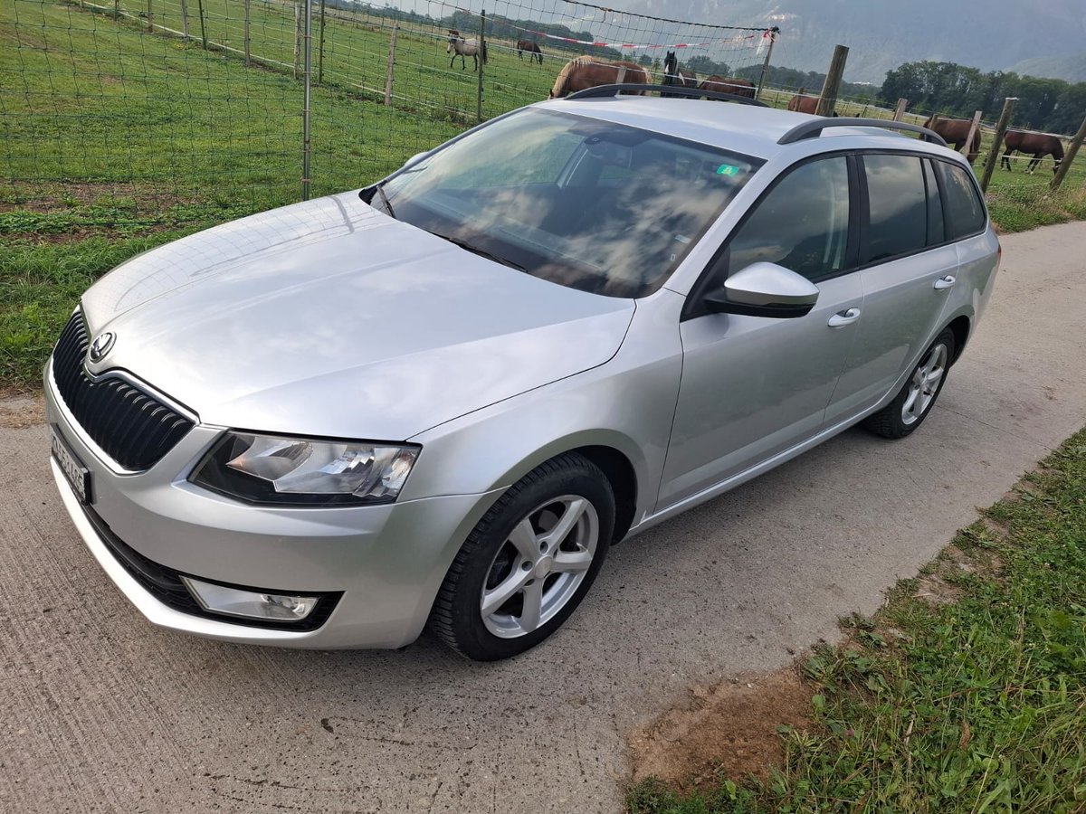 SKODA Octavia Combi 1.6 TDI Elegan gebraucht für CHF 7'900,