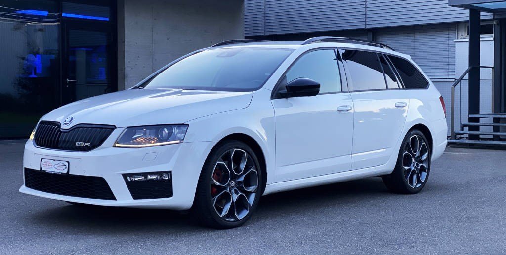 SKODA Octavia Combi 2.0 TDI 184 RS gebraucht für CHF 11'900,