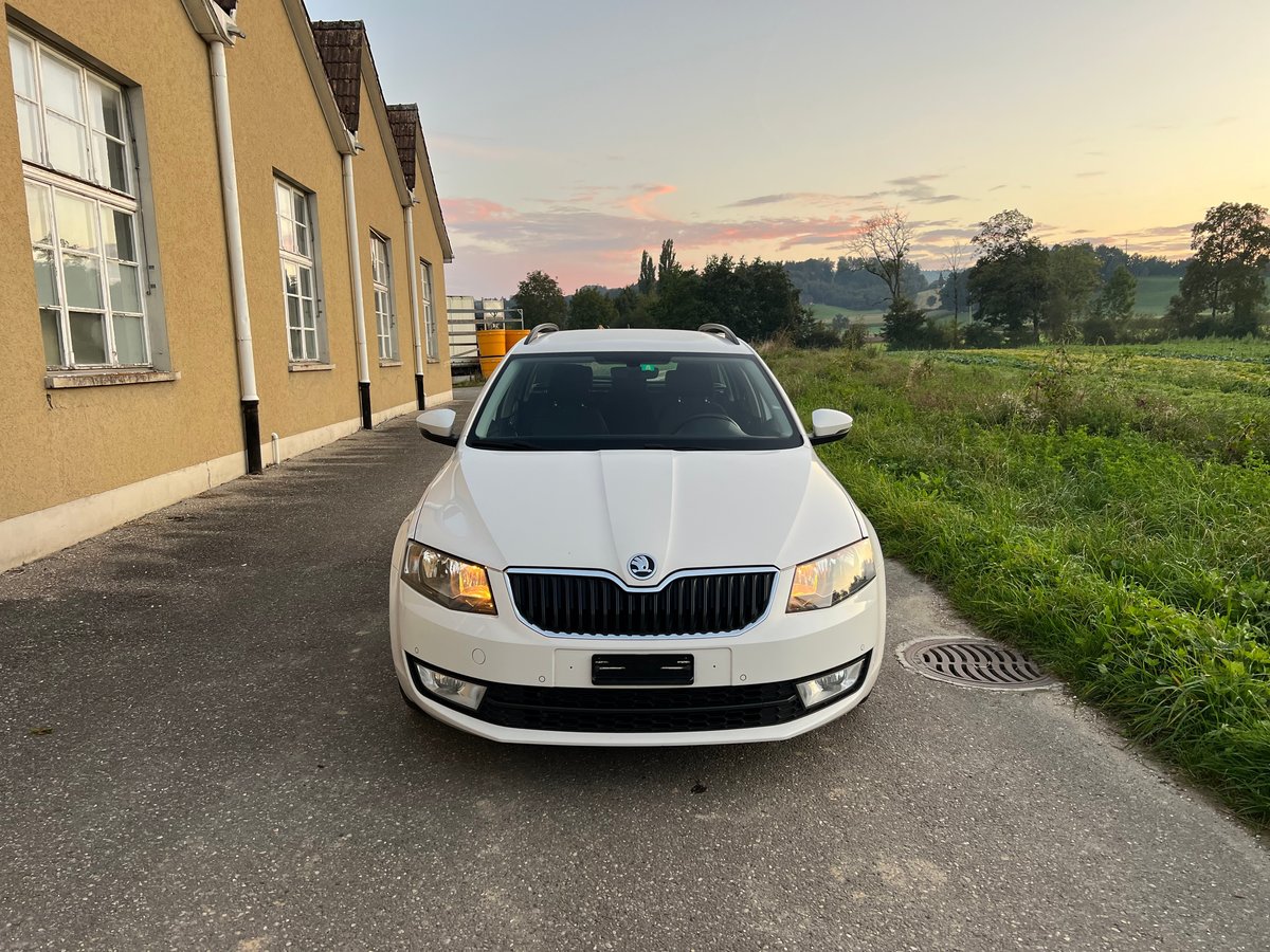 SKODA Octavia Combi 1.6 TDI Style gebraucht für CHF 5'900,