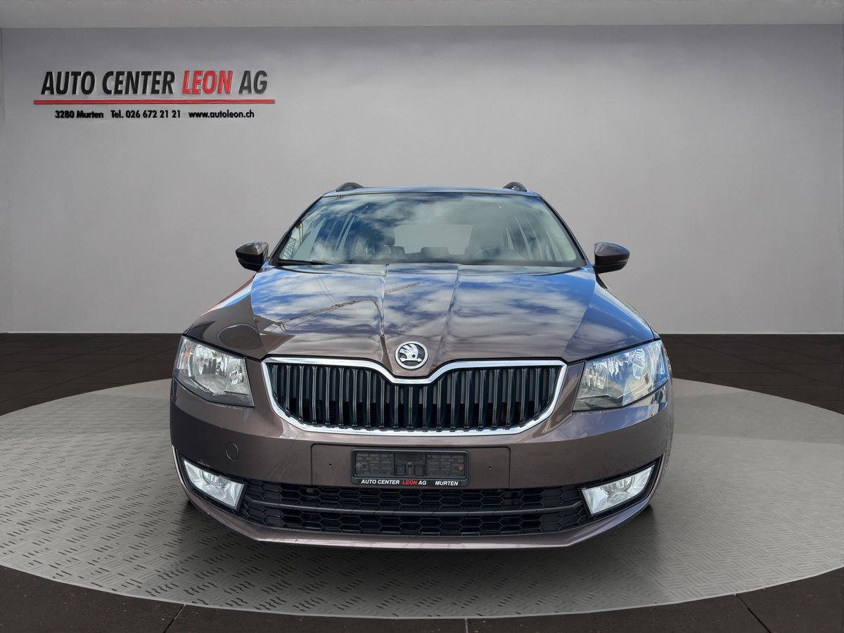 SKODA Octavia Combi 1.6 TDI Elegan gebraucht für CHF 6'900,