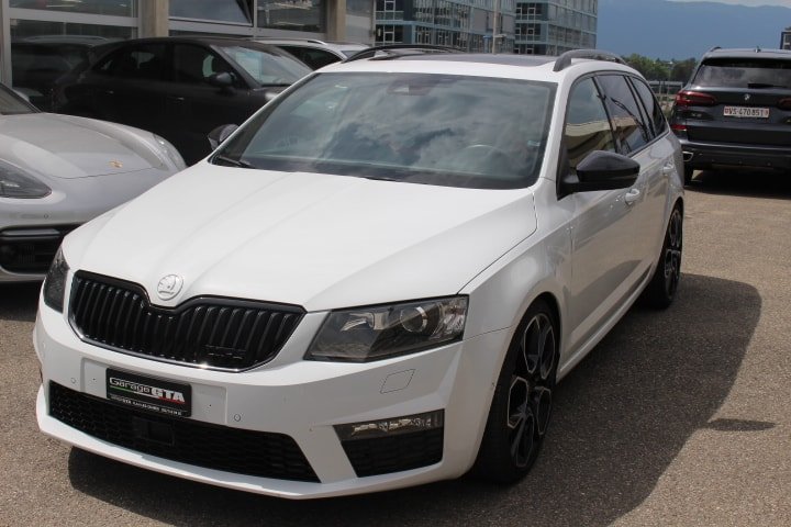 SKODA Octavia Combi 2.0 TSI RS 230 gebraucht für CHF 18'900,