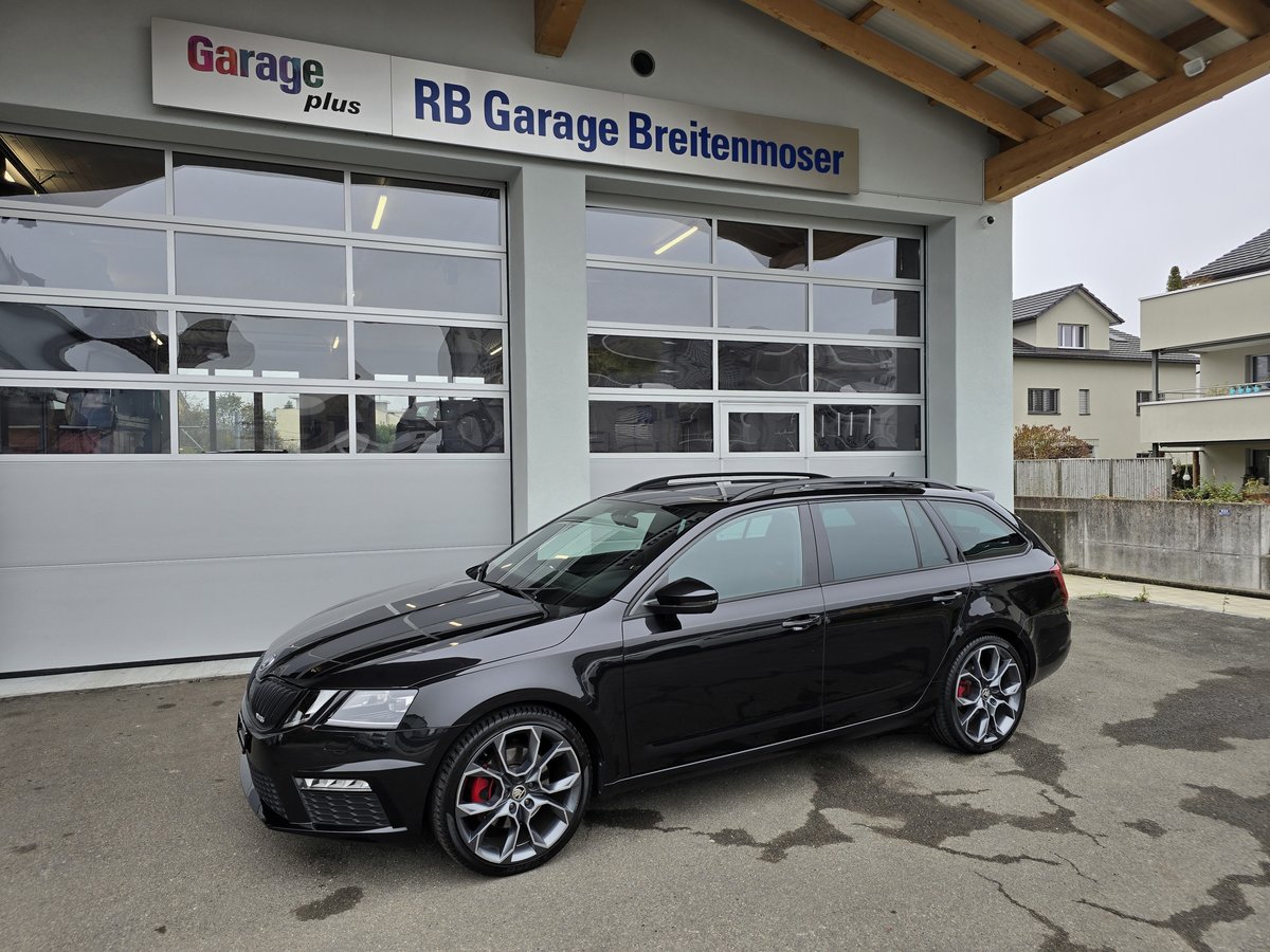 SKODA Octavia Combi 2.0 TDI RS 4x4 gebraucht für CHF 25'500,