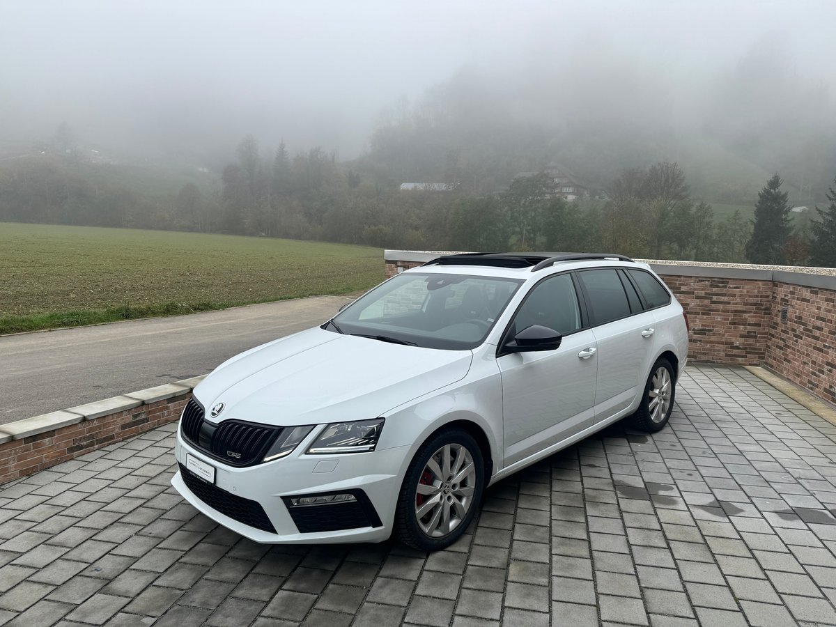 SKODA Octavia Combi 2.0 TSI RS DSG gebraucht für CHF 19'300,