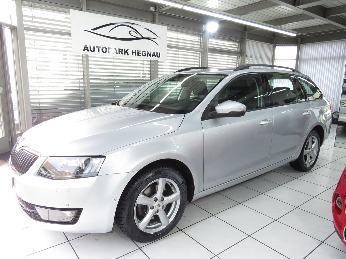 SKODA Octavia Combi 2.0 TDI Elegan gebraucht für CHF 9'900,