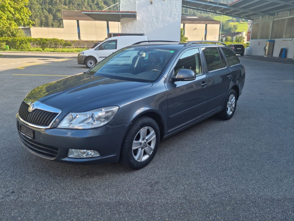 SKODA Octavia Combi 1.8 TSI Swiss gebraucht für CHF 10'900,