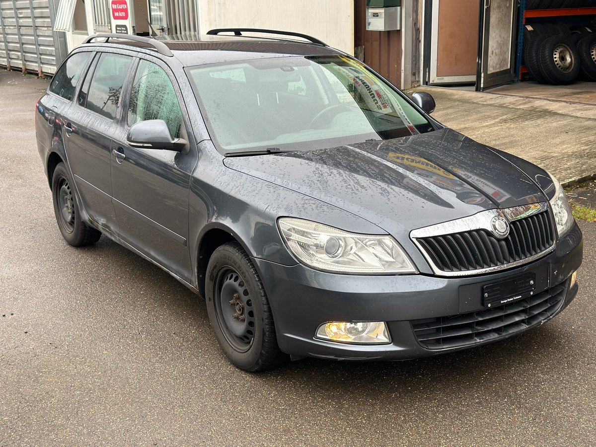 SKODA Octavia Combi 1.8 TSI Elegan gebraucht für CHF 2'200,