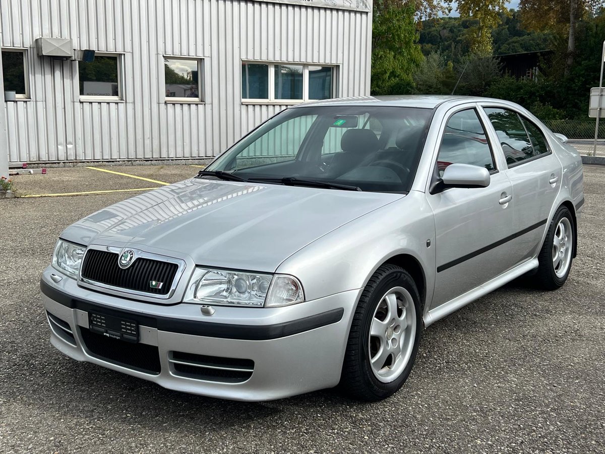 SKODA Octavia 1.8 Turbo RS gebraucht für CHF 5'593,