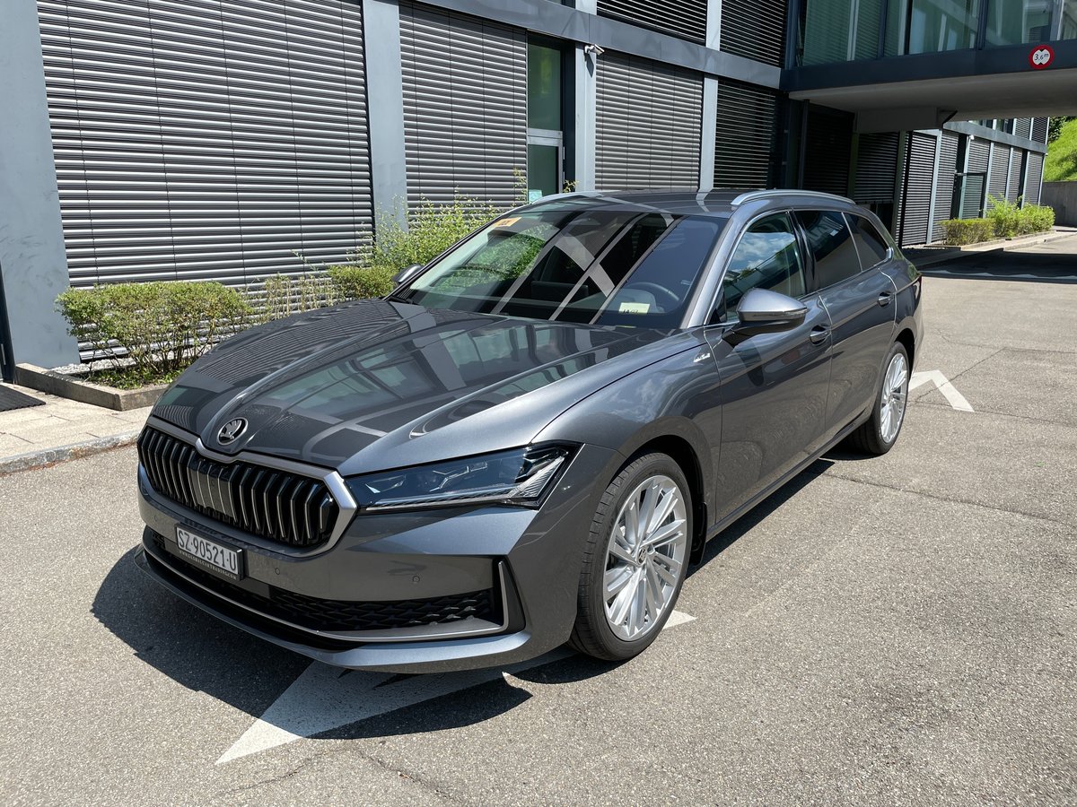 SKODA Superb Combi 2.0 TDi L&K 4x4 neu für CHF 51'900,