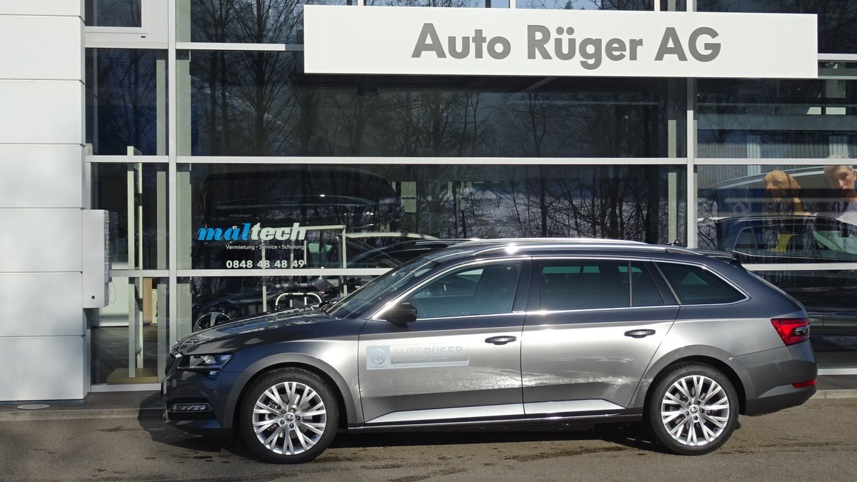 SKODA Superb Combi 2.0 TDi Style 4 gebraucht für CHF 54'465,