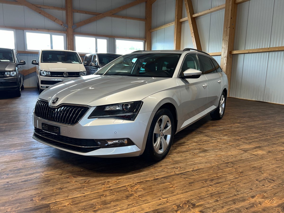 SKODA Superb Combi 2.0 TDi Ambitio gebraucht für CHF 16'800,