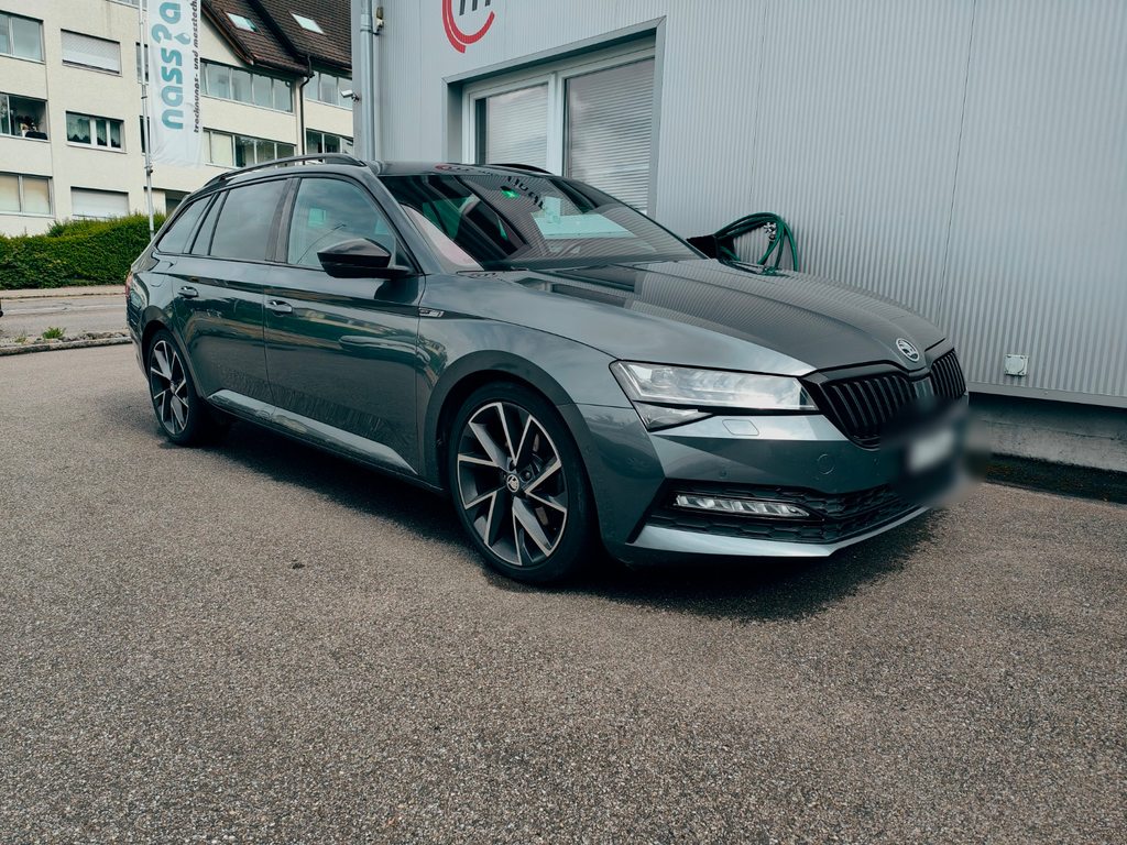 SKODA Superb Combi 2.0 TDI 200 Spo gebraucht für CHF 31'950,