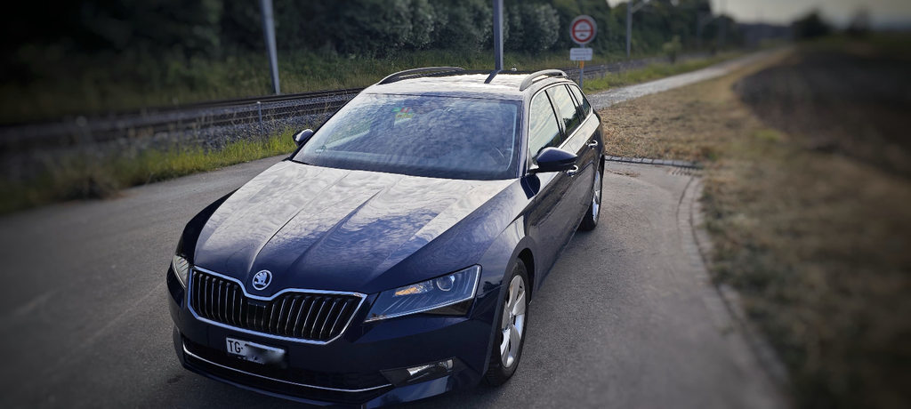 SKODA Superb Combi 2.0 TDI 190 Amb gebraucht für CHF 14'980,