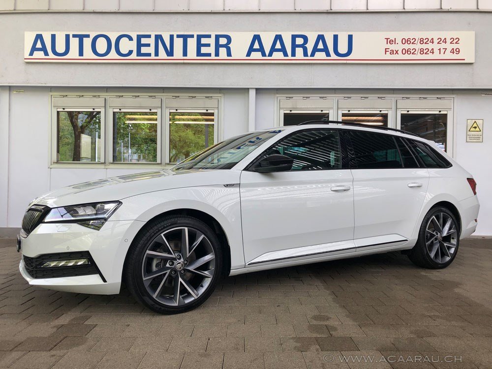 SKODA Superb 1.4 TSI Sport Line PH gebraucht für CHF 38'900,