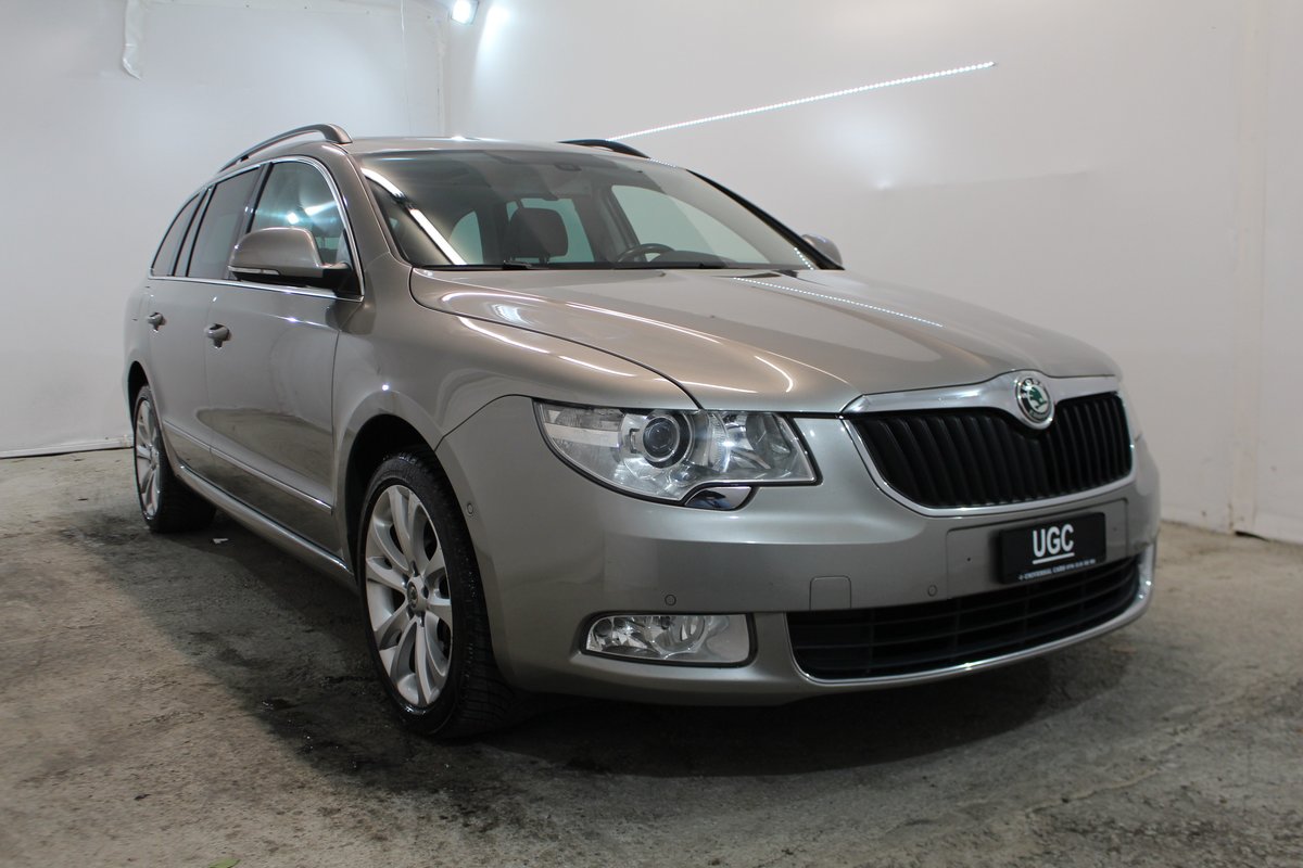 SKODA Superb Combi 3.6 FSI Eleganc gebraucht für CHF 6'499,