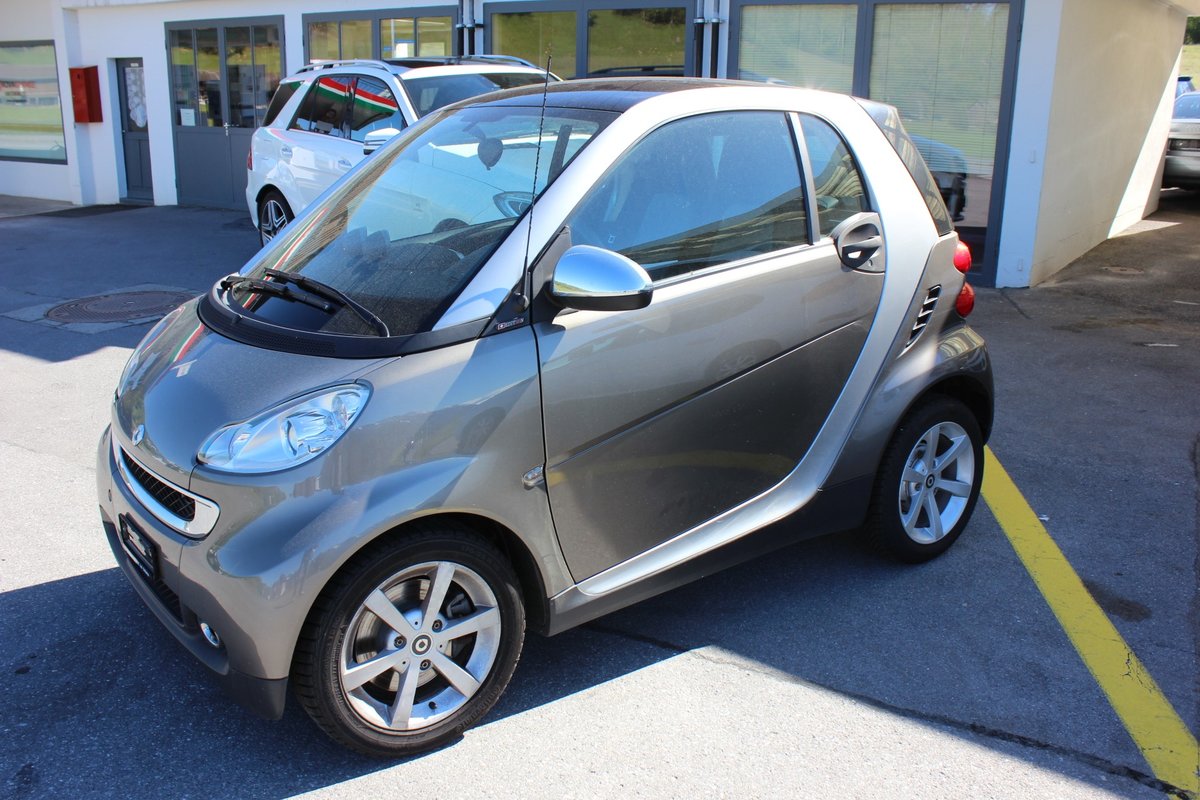 SMART fortwo swiss edition mhd sof gebraucht für CHF 4'780,