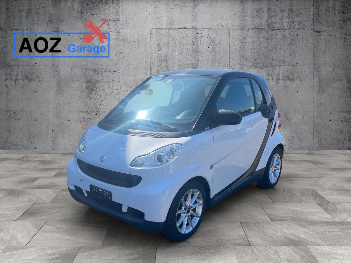 SMART fortwo black & white limited gebraucht für CHF 3'500,