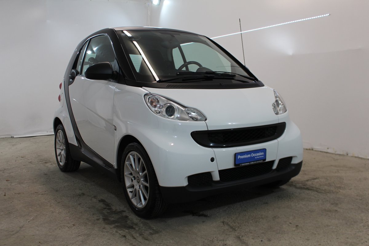 SMART fortwo black & white limited gebraucht für CHF 4'999,