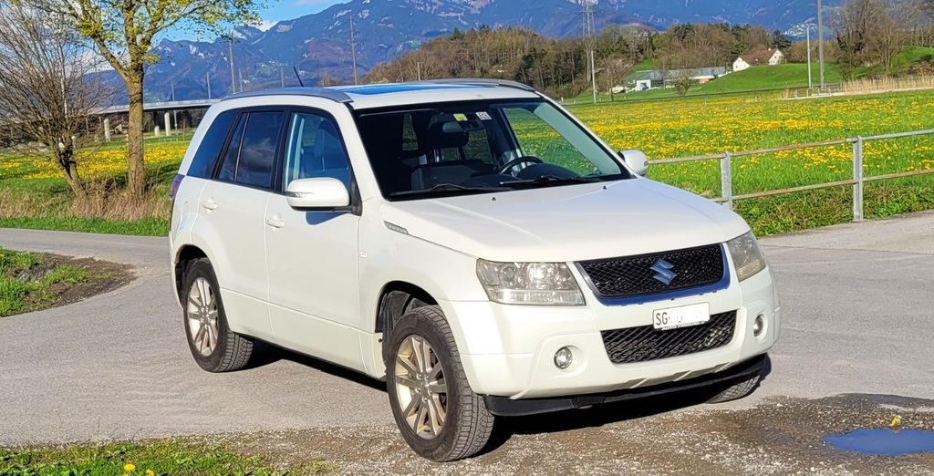 SUZUKI Grand Vitara Wagon 2.4 VVT gebraucht für CHF 3'000,