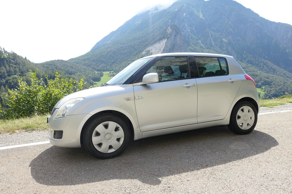 SUZUKI Swift 1.3i 16V GL Top gebraucht für CHF 5'000,