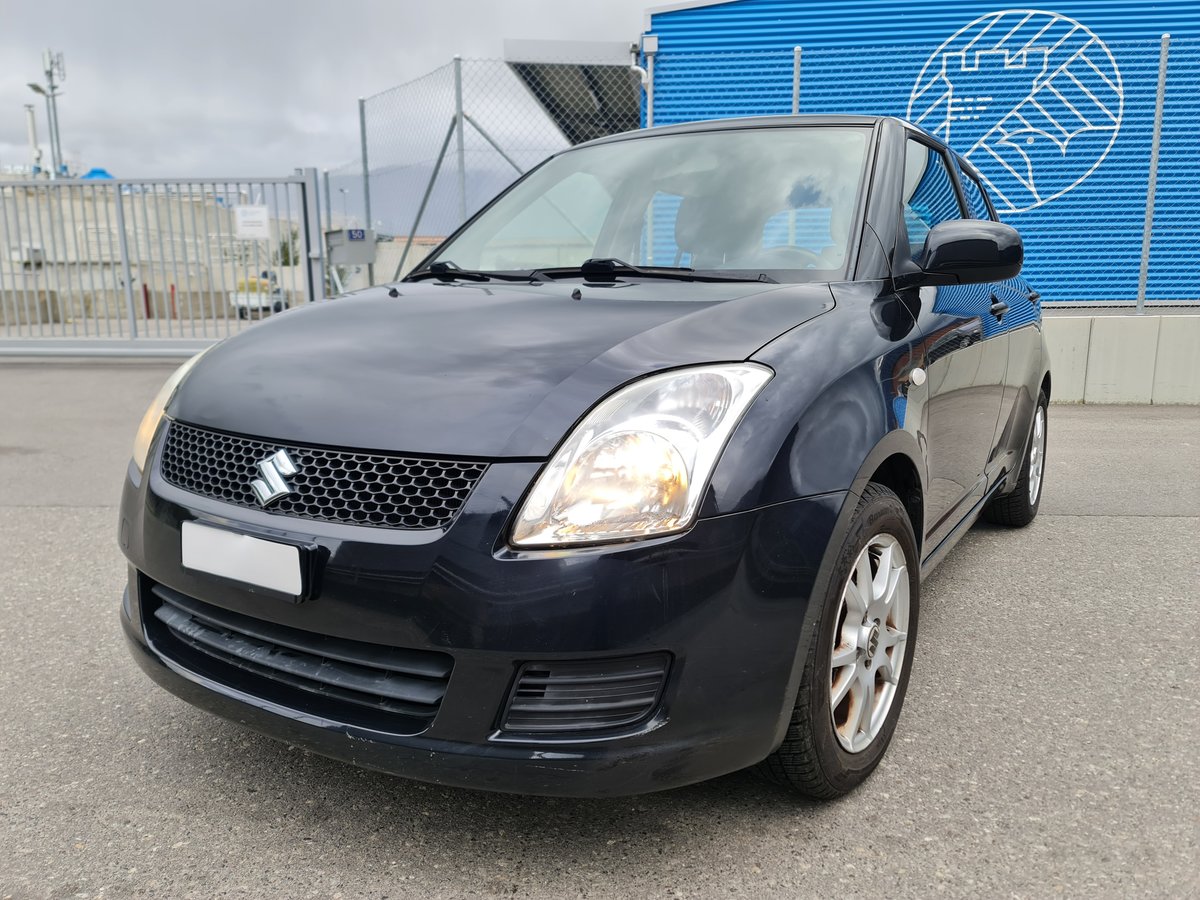 SUZUKI Swift 1.3i 16V GL Top gebraucht für CHF 4'999,