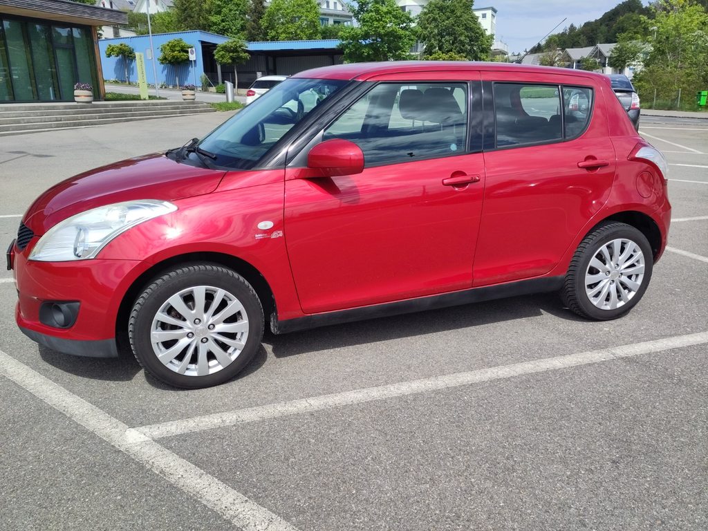 SUZUKI Swift 1.2 GL 4x4 gebraucht für CHF 6'800,