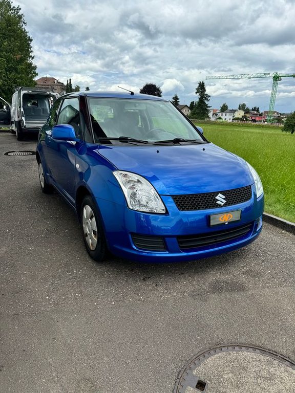 SUZUKI Swift 1.3 gebraucht für CHF 6'800,