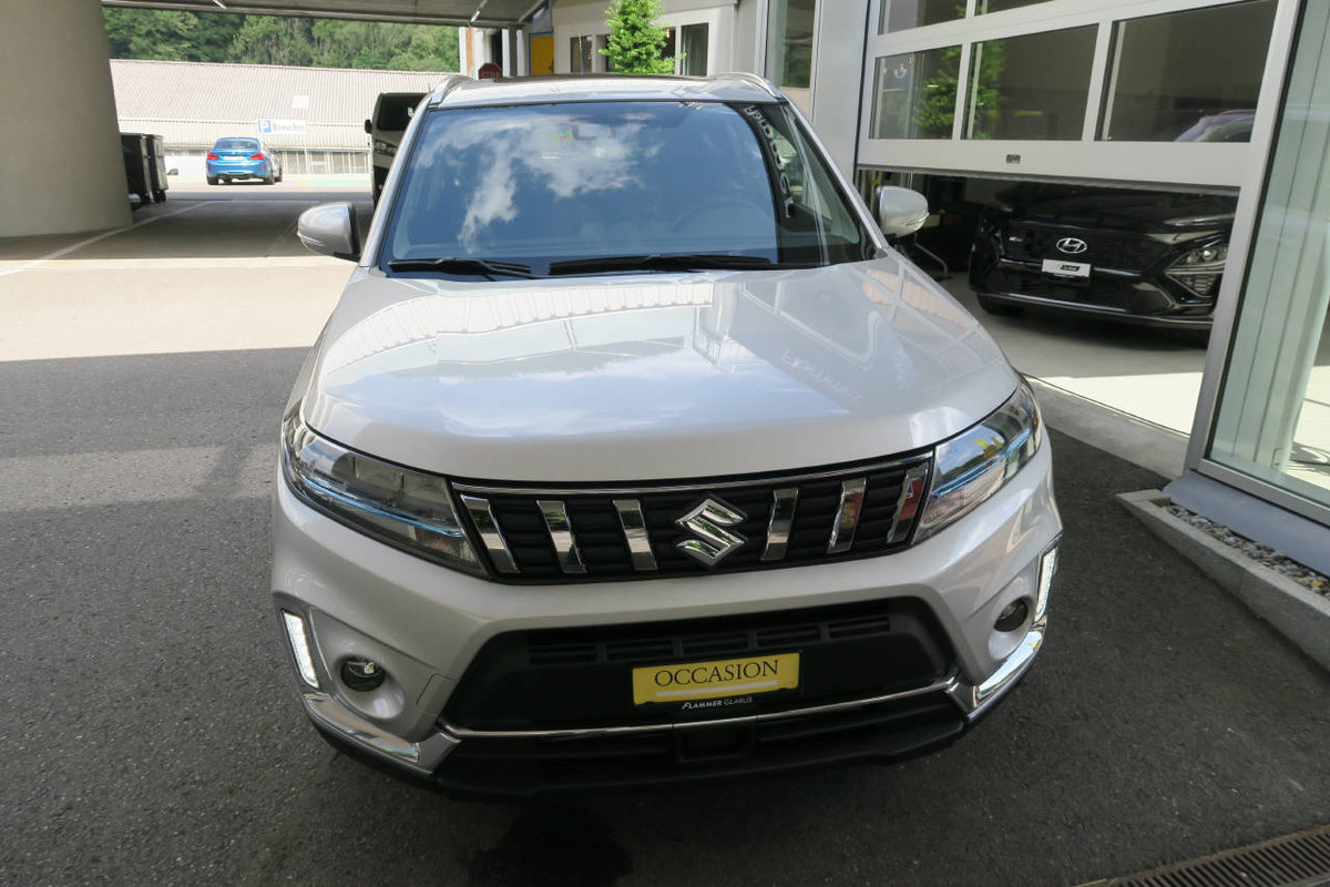 SUZUKI Vitara 1.4B T Compact Top H vorführwagen für CHF 25'900,