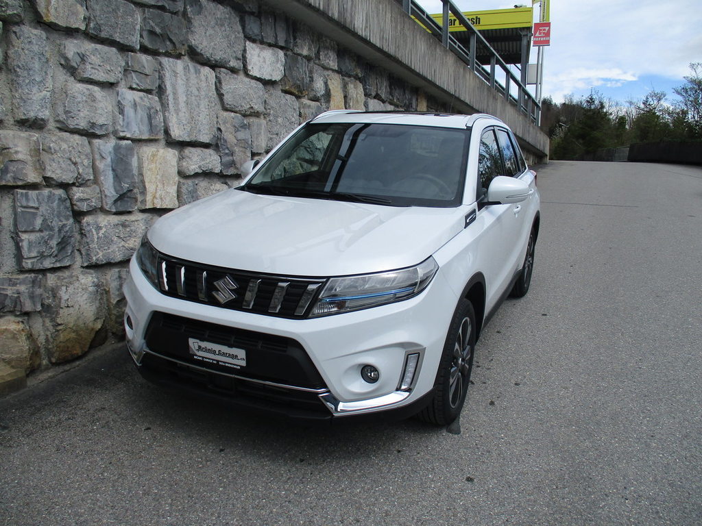 SUZUKI Vitara 1.4 T Compact Top Hy neu für CHF 30'990,