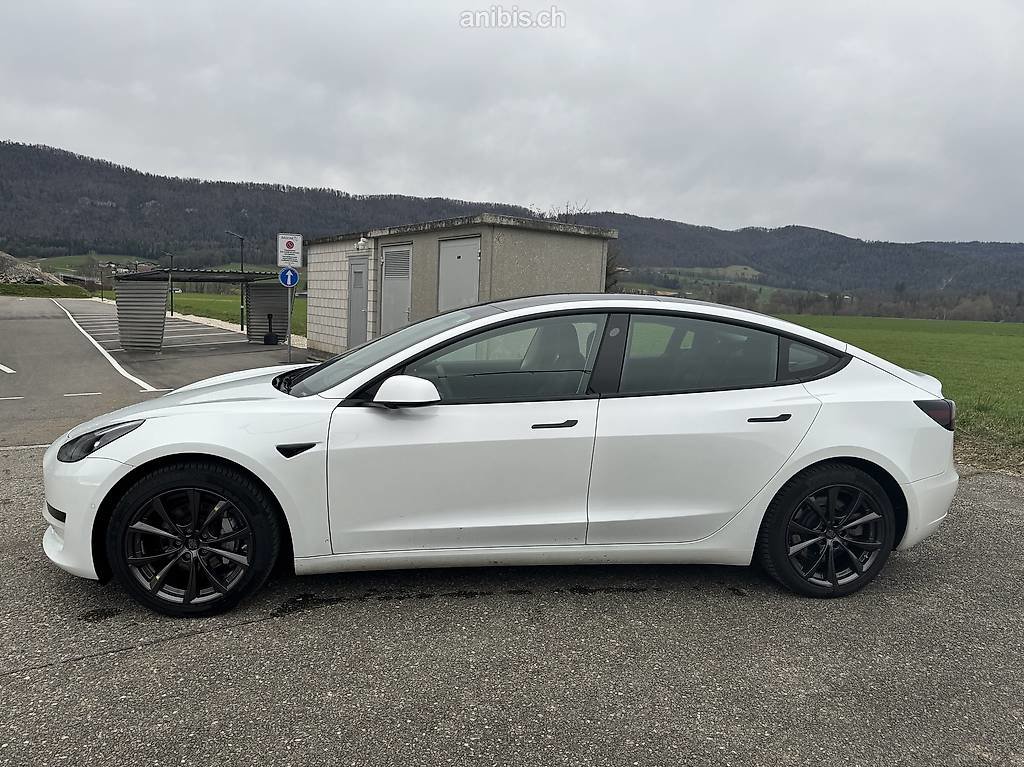 TESLA Model 3 Standart Range Plus gebraucht für CHF 33'000,