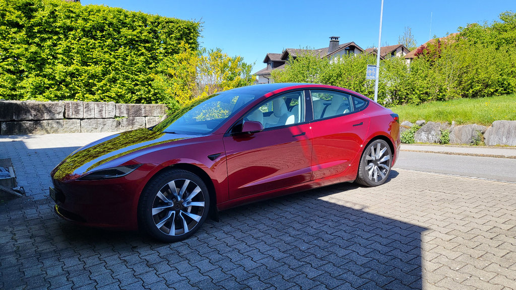 TESLA Model 3 Long Range Dual Moto gebraucht für CHF 50'900,