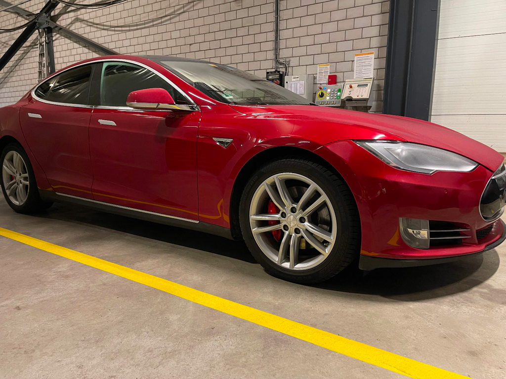 TESLA Model S 90 Performance D gebraucht für CHF 23'999,