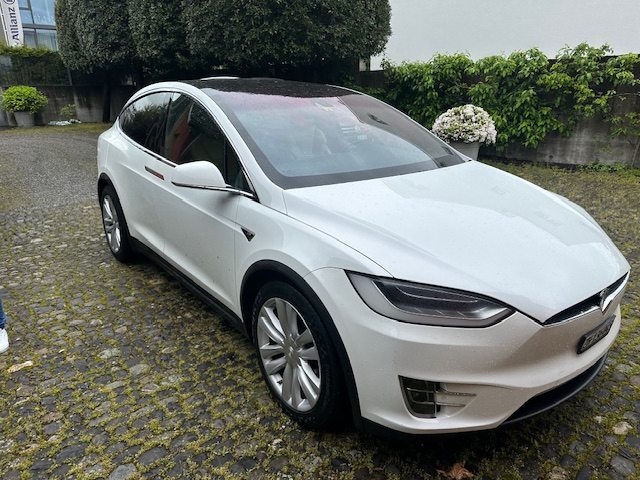 TESLA Model X 90 D gebraucht für CHF 34'800,