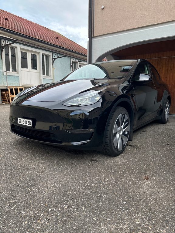 TESLA Model Y Long Range D gebraucht für CHF 41'900,