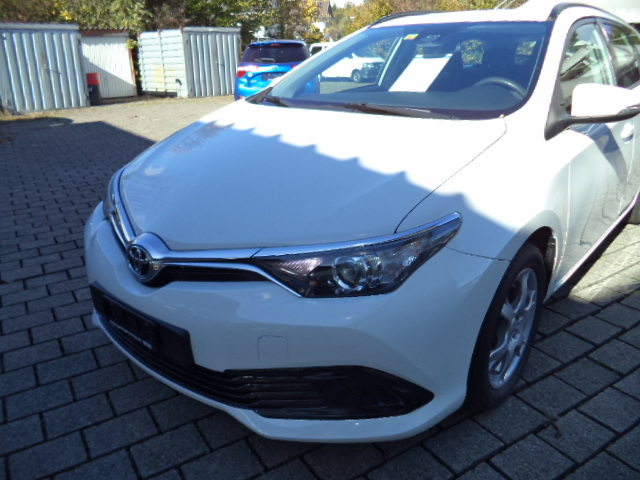 TOYOTA Auris Touring Sports 1.3 VV gebraucht für CHF 13'200,