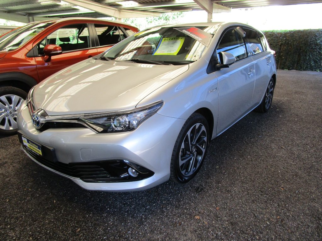 TOYOTA Auris 1.8 HSD Trend gebraucht für CHF 14'600,