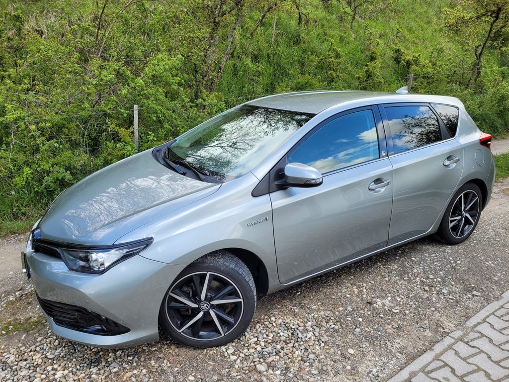 TOYOTA Auris 1.8 HSD Comfort gebraucht für CHF 14'500,