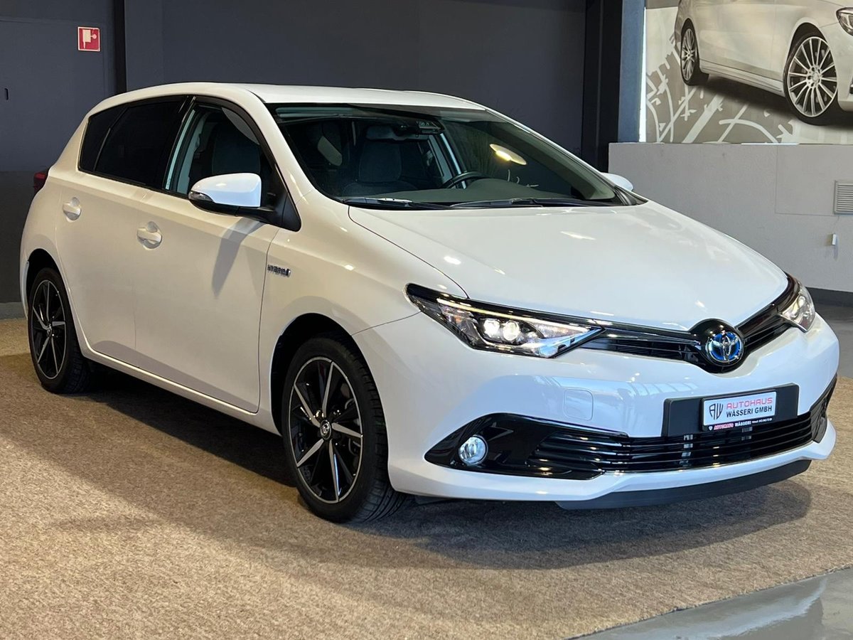 TOYOTA Auris 1.8 HSD Trend e