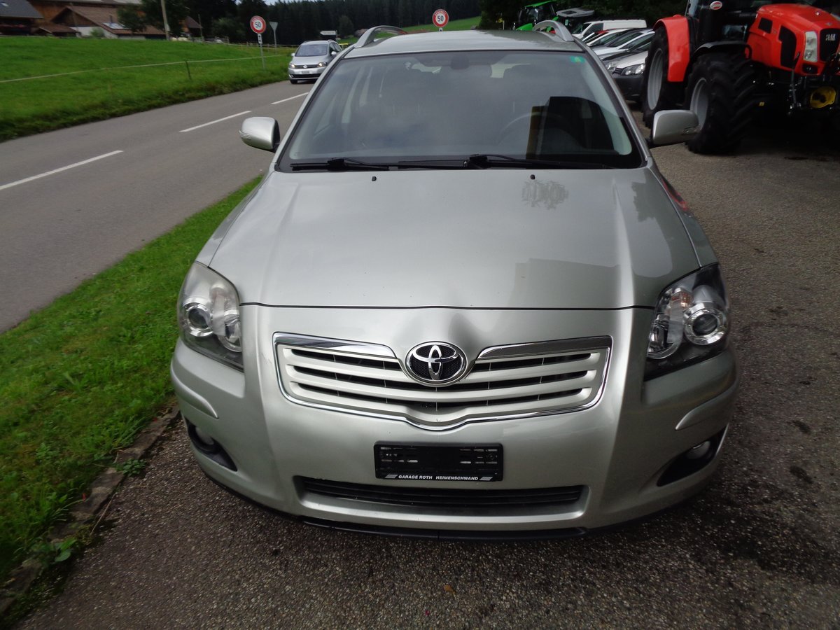 TOYOTA Avensis 2.0 D4 VVT