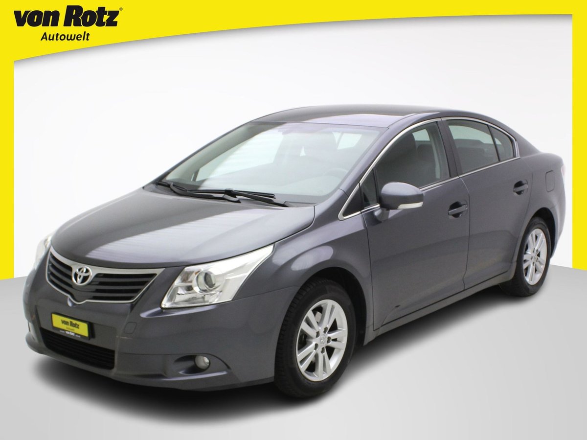 TOYOTA AVENSIS Sedan 2.0 VMa Luna gebraucht für CHF 11'490,