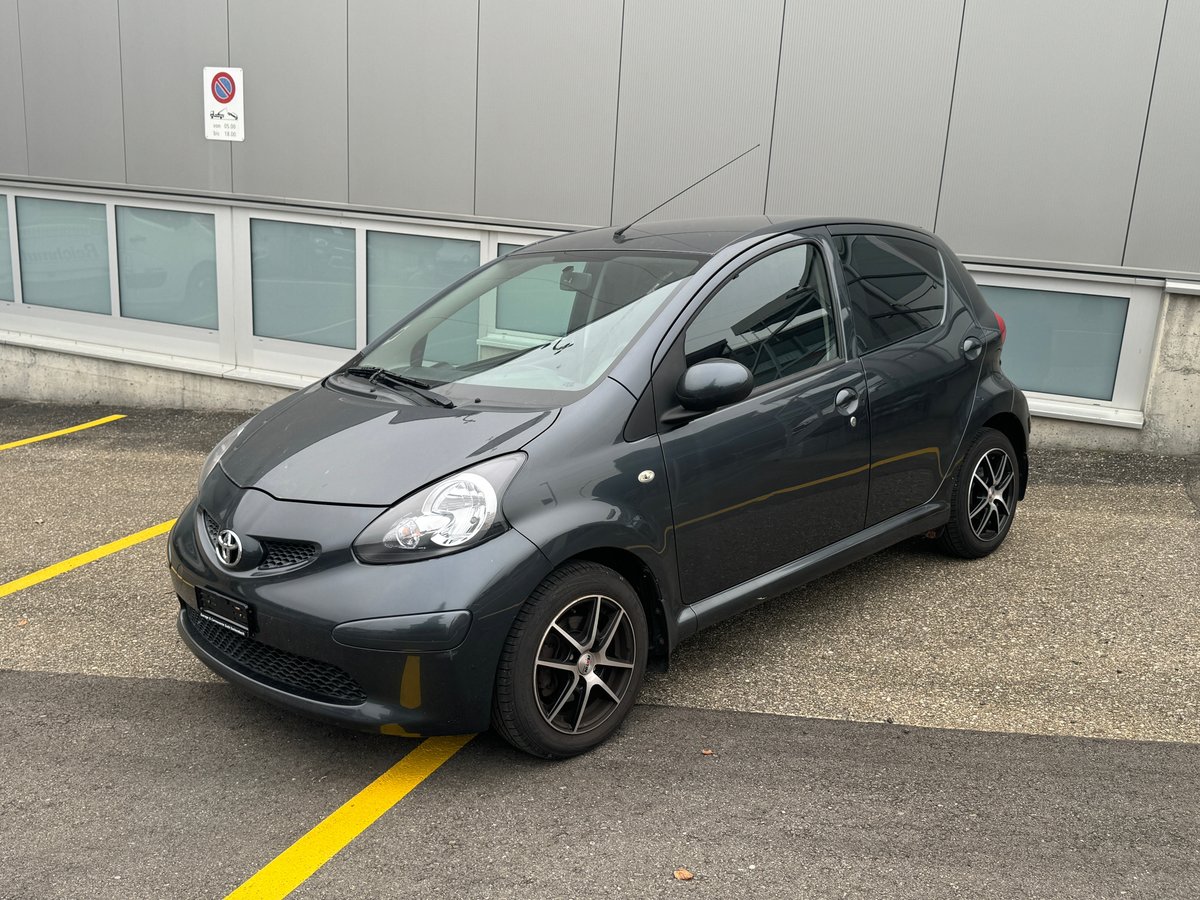 TOYOTA Aygo 1.0 Linea Luna Cool gebraucht für CHF 4'500,