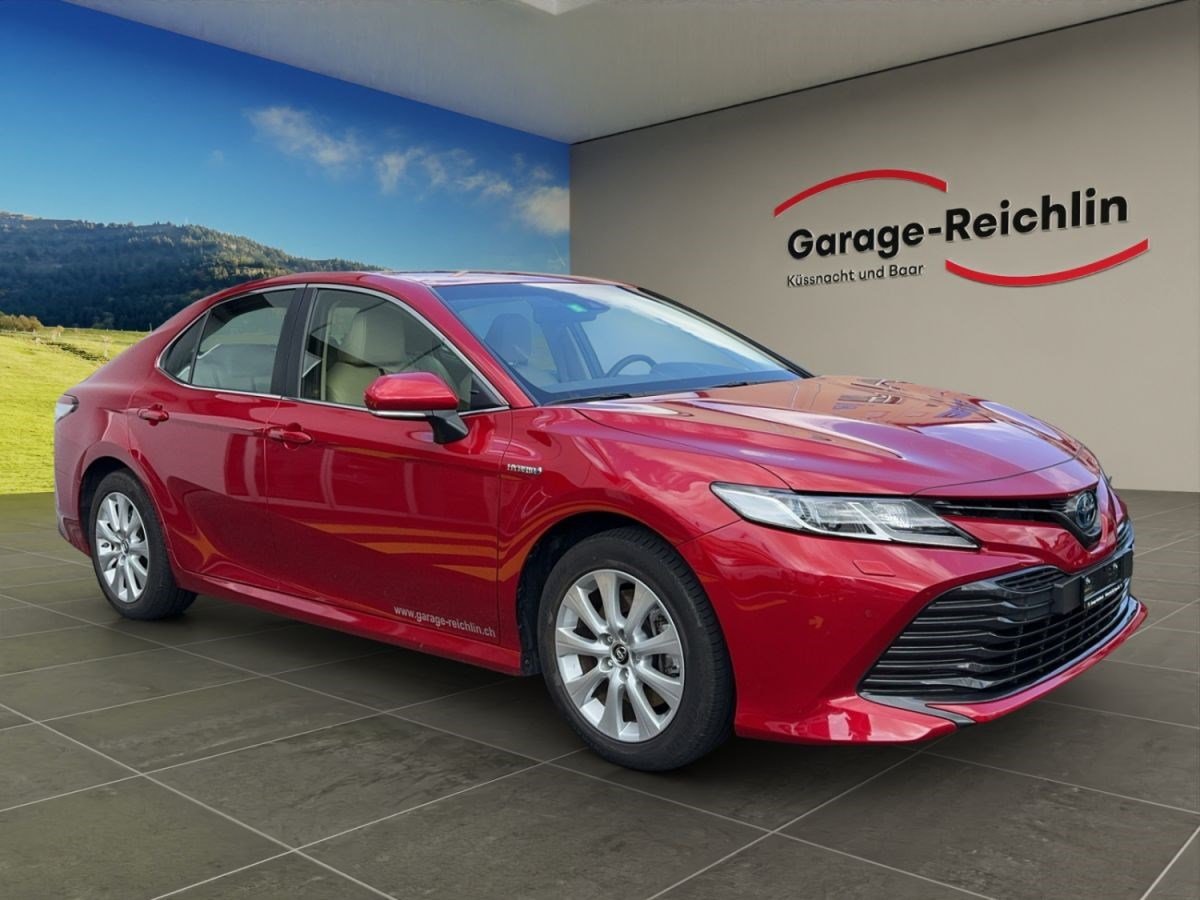 TOYOTA Camry 2.5 HSD Business gebraucht für CHF 29'900,