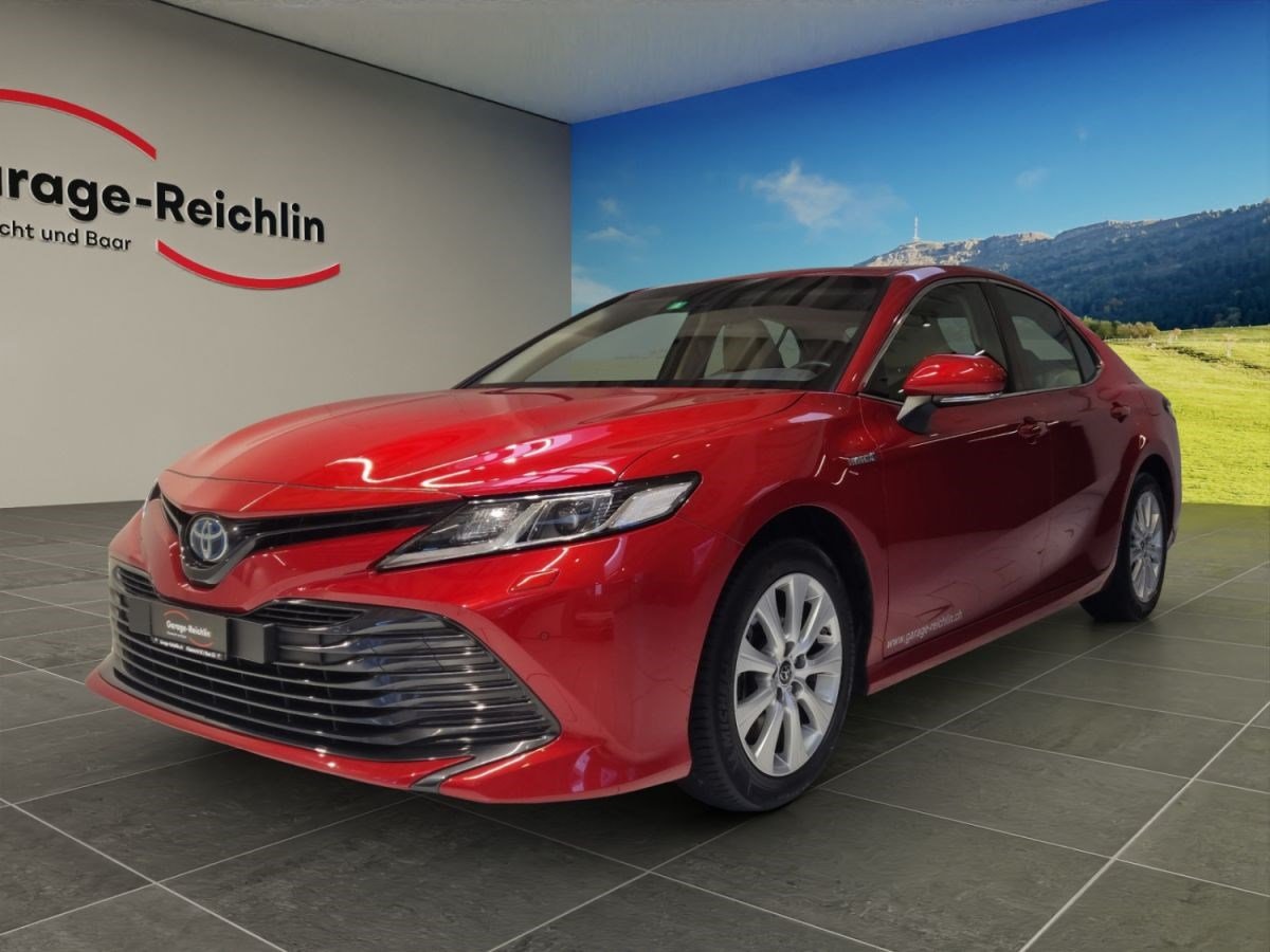 TOYOTA Camry 2.5 HSD Business gebraucht für CHF 28'900,